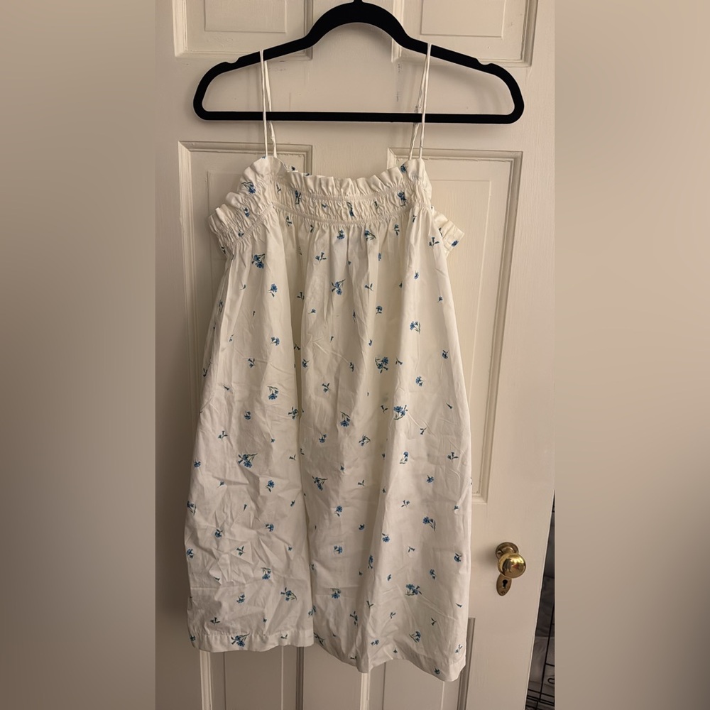 H&M White and Blue Floral Mini Dress